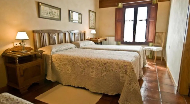 Casa Rural El Meson, Rezervați Hotel Briones La Rioja