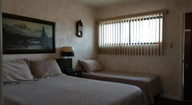 Swiss Mountain Motel, Boek Motel Thayne 