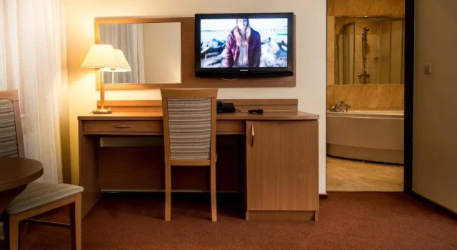 Hotel Nad Pisą, Забронировать Отель Отели в центре Пиш, в центре