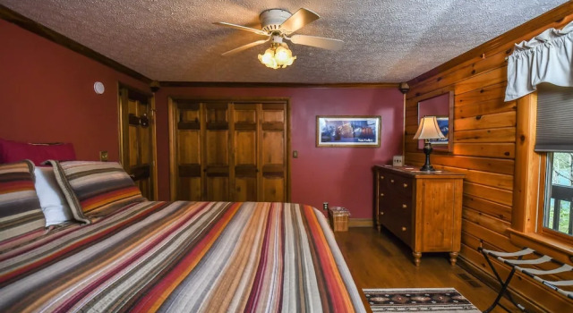Schmidt Lodge 3 Bedroom House, Book Hotel Hoteller i Maryland med parkering, Parkering