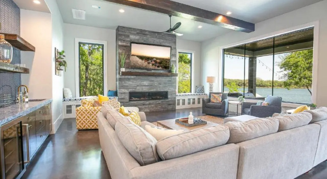 Wake & Roll - Loma Linda Luxury Lakeside Getaway