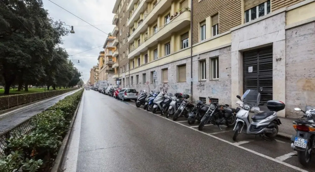 Stylish and Modern 3 Beds few Steps From Piazza del Popolo, Забронировать Апартаменты/квартира Апартаменты Фламинио, рядом с Фламинио – Пьяцца дель Пополо, Апартаменты/квартира
