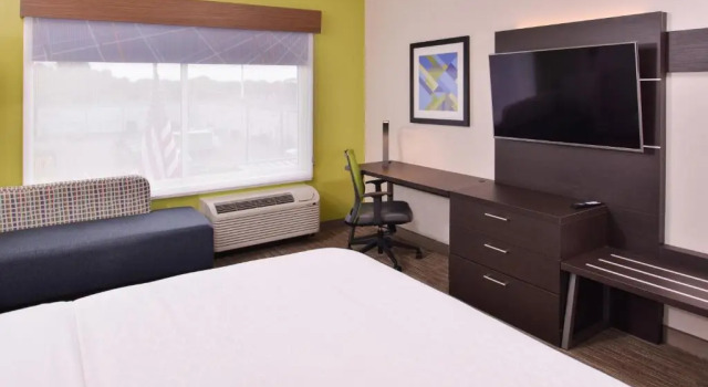 Двухместный номер Deluxe Holiday Inn Express & Suites Mall of America - MSP Airport by IHG