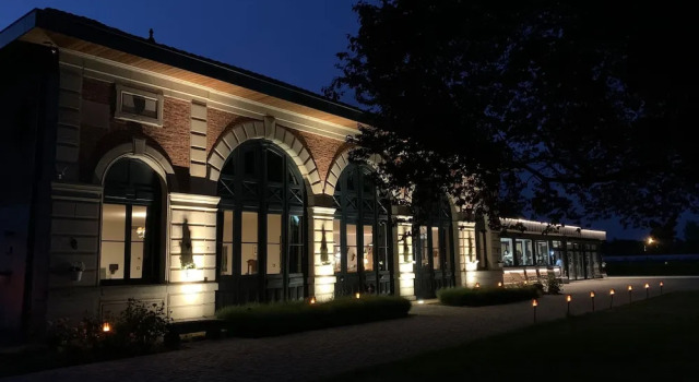 ORANGERIE de CHATEL-Selection FIGARO & ELLE Magazine, Book Hotel Hotels in Burgundy with a Pool, Swimming Pool