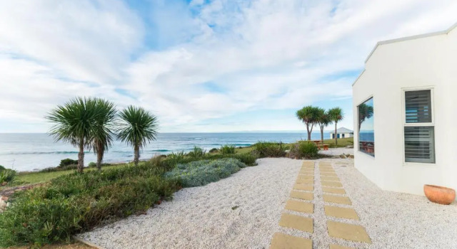Вилла Saltwater - Absolute Oceanfront, Fire Pits, some Villas with Hot Tubs and Sauna