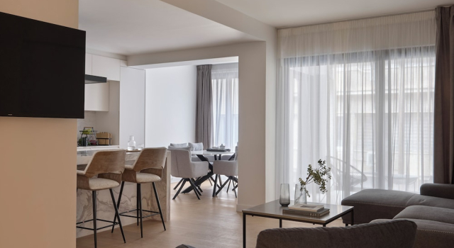 Номер Deluxe September Athens Residences