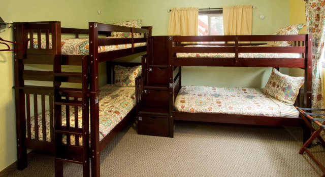 Moderne Hostel, Buchen Sie Hostel Hostels in Mammoth, Hostel