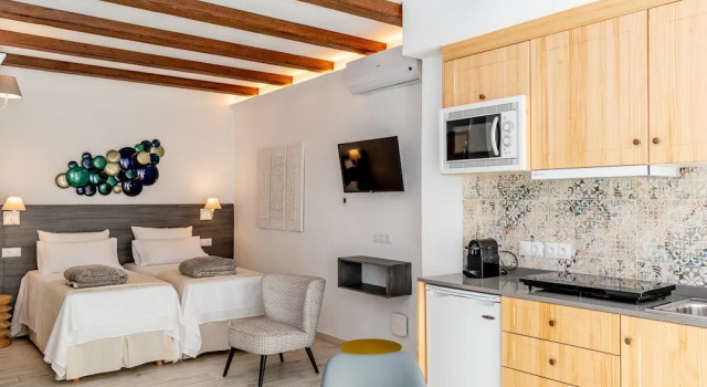 Студия Deluxe с балконом Casa Del Patio - Boutique Apartments
