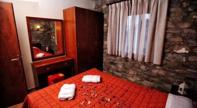 Traditional Apartments Tsikrikonis, Rezervovat Apartmán Mirtófiton 