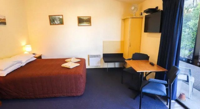 Студия Standard Sundowner Motel