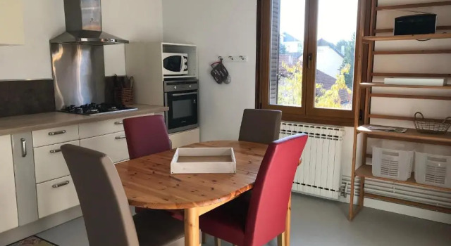 Апартаменты LE CATALPA, centre ville & jardin & parking!