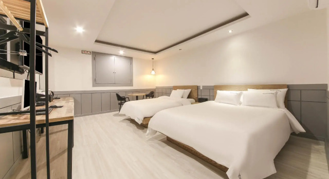 Tour Hotel, Забронировать Отель Отели Кимхэ с завтраком, Завтраки