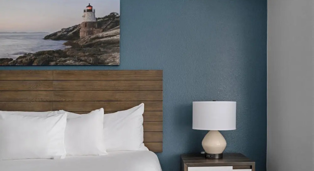 Номер Standard с 2 комнатами с балконом Club Wyndham Newport Onshore