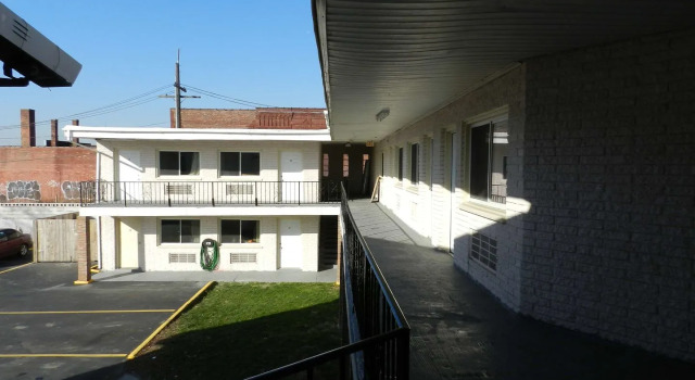 Viking Motel-Detroit, Забронировать Мотель Downtown Detroit Детройт, рядом с DMC Harper Hospital