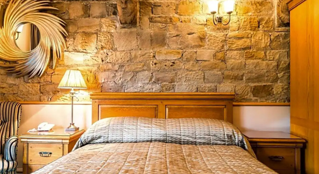 Номер Superior The Mews Hotel