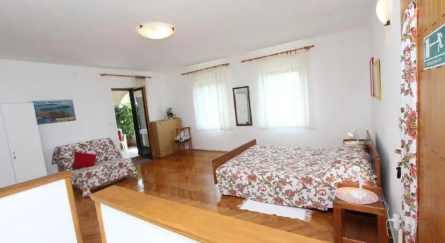 Студия Apartments Mitton