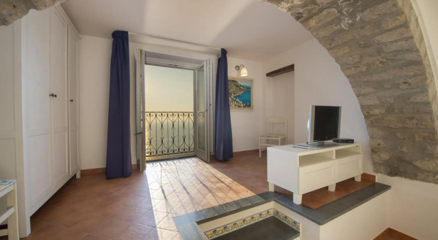 Casa Cimino A - Lovely Apartment and Amazing View on Capri and Positano, Забронировать Апартаменты/квартира Отели Позитано с парковкой, Парковка