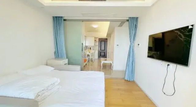 Семейный люкс с 2 комнатами с видом на море Haitian Shengyan International Yacht Harbor Holiday Apartment