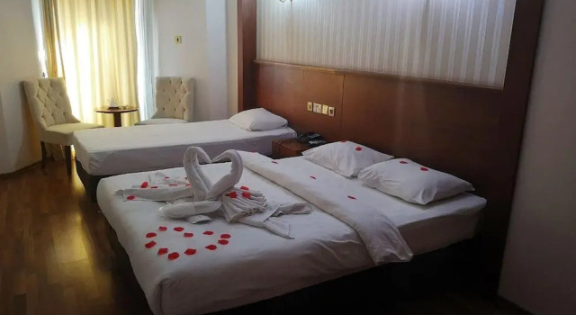 Grand Center Boutique Hotel