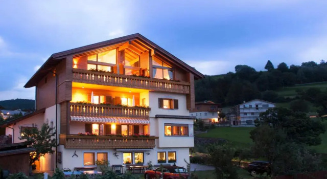 Haus Sonnegg Panoramasuite