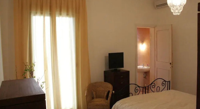 B&B Lore