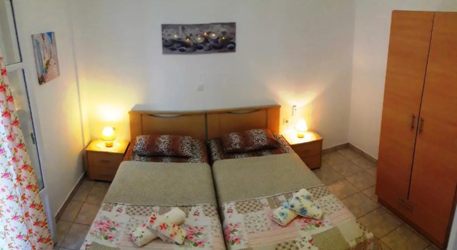 Larinaki's Studios No3, Reserva ahora Hotel Ormos Egialis Grecia