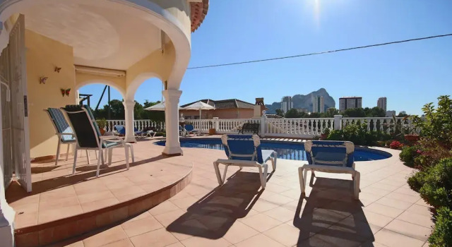 Апартаменты Sunny 3BR Villa w/ Endless Views & Heated Pool - Walk to Beach & Dining
