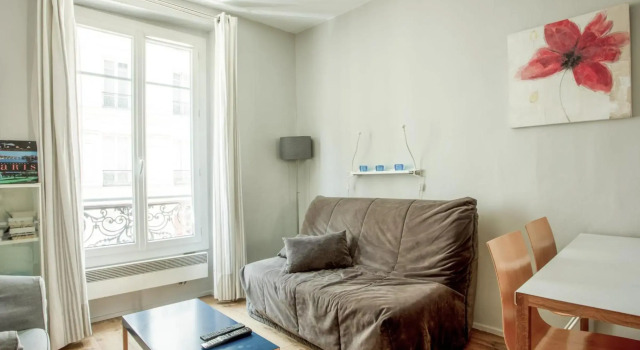 Nice and modern 1br at the heart of Paris nearby Canal St-Martin - Welkeys, Забронировать Отель Париж Иль-де-Франс, рядом с Боливар