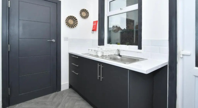 Коттедж Townhouse @ 202 Walthall Street Crewe