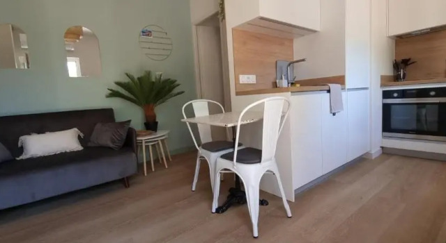 Апартаменты Charmant T2 Coeur de Village Avec Stationnement