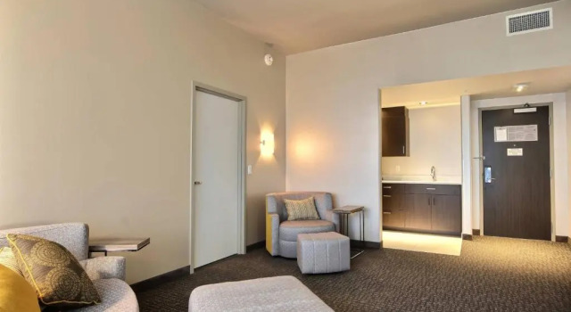 Люкс Executive c 1 комнатой Courtyard by Marriott Quebec City