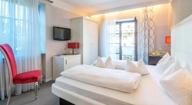 Двухместный номер Standard с балконом Hotel Villa Groff
