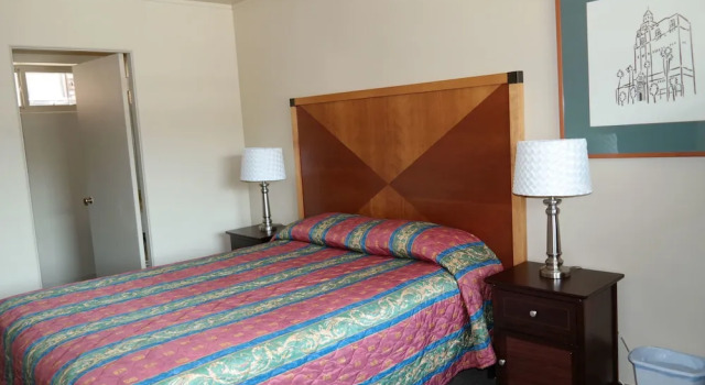 Номер Standard River Park Inn