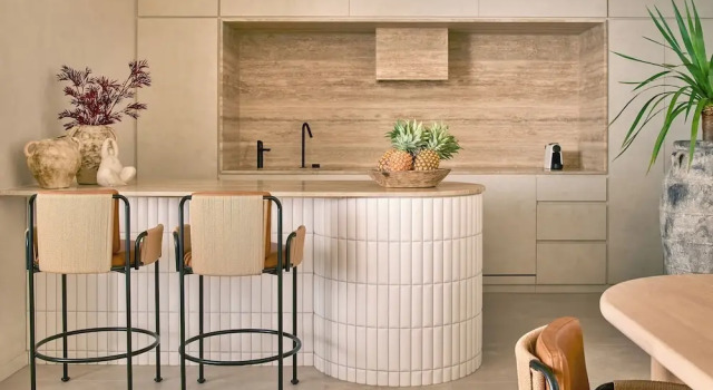 Номер Standard с 2 комнатами с балконом Mondrian Gold Coast