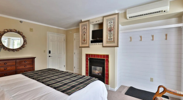 The Birch Ridge: English Gentleman's Room #9 - King Suite In Killington, Vermont. Hot Tub. 1 Bedroom Home, Забронировать Дом для отпуска Коттеджи Киллингтон, Коттедж
