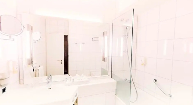 Номер Comfort elaya hotel stuttgart ludwigsburg, Trademark by Wyndham