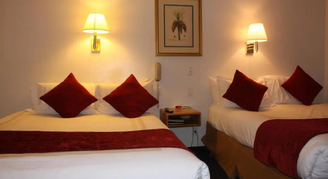 Четырёхместный номер Standard St Moritz Lodge and Condominiums