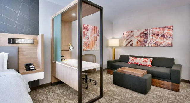Двухместный люкс с видом на город SpringHill Suites by Marriott Salt Lake City Sugar House