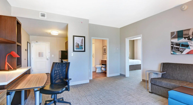 Двухместный люкс c 1 комнатой TownePlace Suites by Marriott Jackson Airport/Flowood
