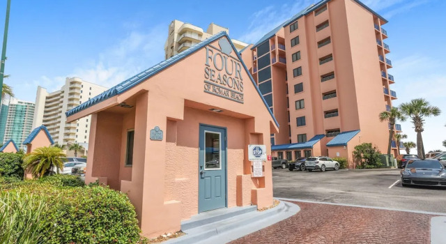 Four Seasons 502-e Pier Newly Remodeled, Prenota Appartamento Hotel a Alabama con parcheggio, Parcheggio