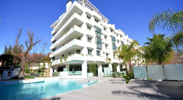 Luxury apartment in Jardines del Principe, Забронировать Апартаменты/квартира Марбелья Коста-дель-Соль, рядом с Пляж Фонтанилла