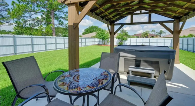 Апартаменты Hot Tub & Fenced Yard: Home in Sebring