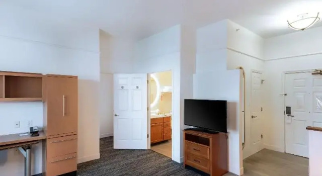 Двухместный люкс TownePlace Suites Fredericksburg