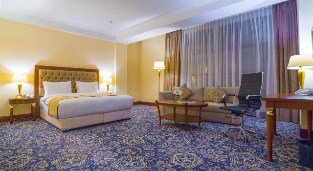 Standard Doppel Zimmer Ramada by Wyndham Almaty