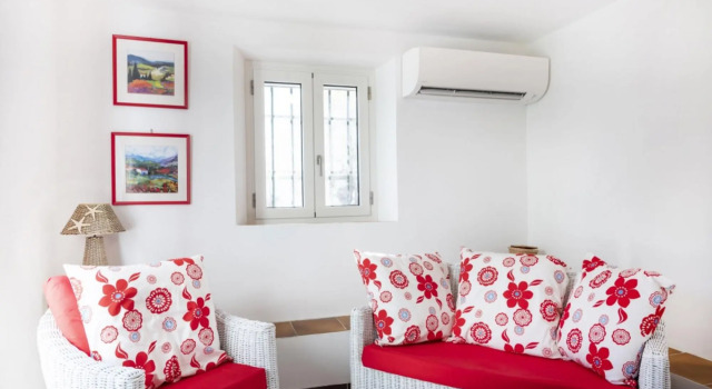 Independent cottage with sea view patio 300 meters from the beach of Pomonte-LA CASA CON PATIO A POMONTE, Rezervovat Rekreační dům Hotely v Elba s parkováním, Parkování