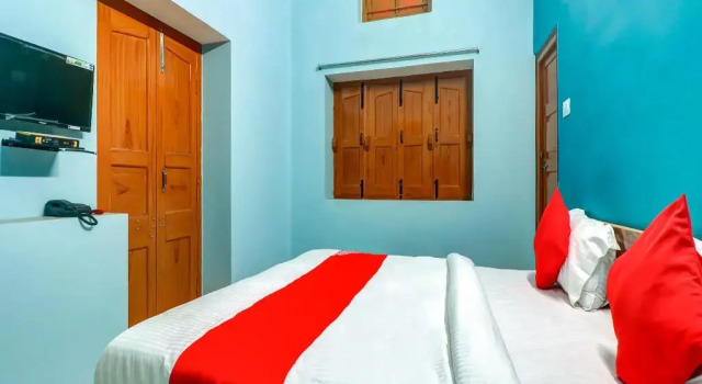 OYO Flagship 80502 Hotel Triveni, Забронировать Отель Бизнес-отели штата Карнатаки, 4* 5*