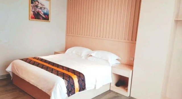 Люкс Business Shell Hainan Ledong County Huangliu Town Bus Station Hotel