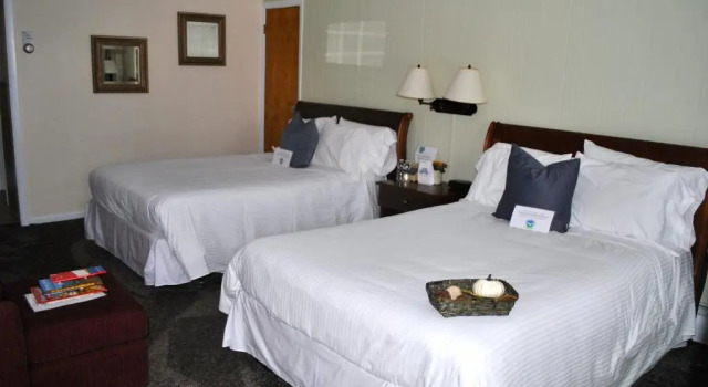 Четырёхместный номер Standard Gauthiers Saranac Lake Inn