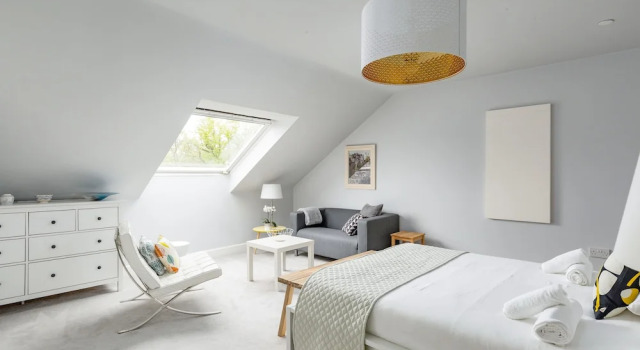 Doppel Suite Crescent House