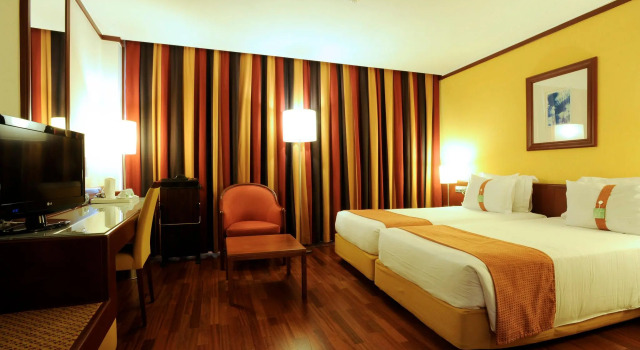 Двухместный номер Standard Holiday Inn Lisbon-Continental by IHG